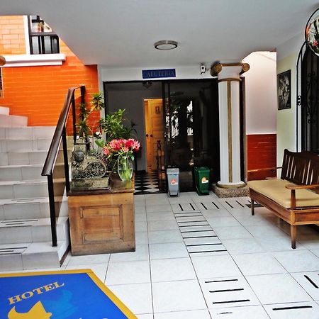 Hotel Rincon Escandinavo キト エクステリア 写真