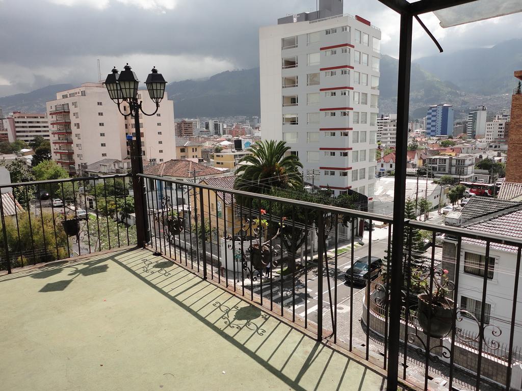 Hotel Rincon Escandinavo キト エクステリア 写真