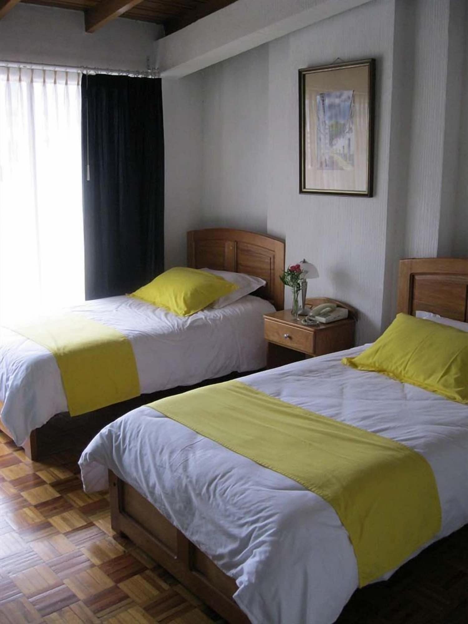 Hotel Rincon Escandinavo キト エクステリア 写真