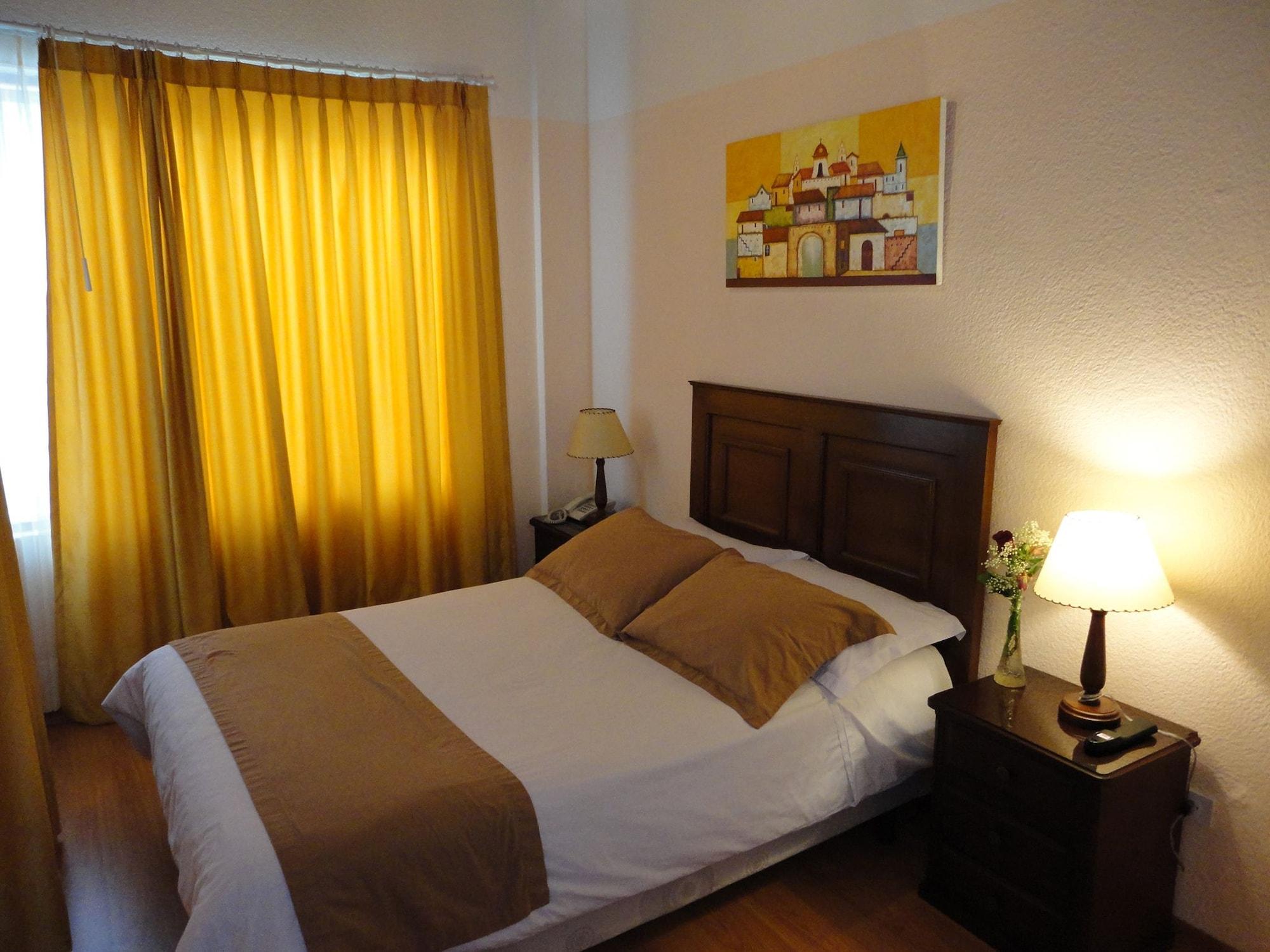 Hotel Rincon Escandinavo キト エクステリア 写真