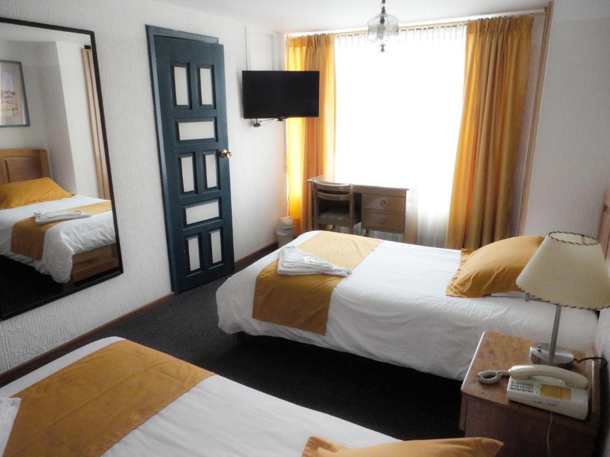 Hotel Rincon Escandinavo キト エクステリア 写真