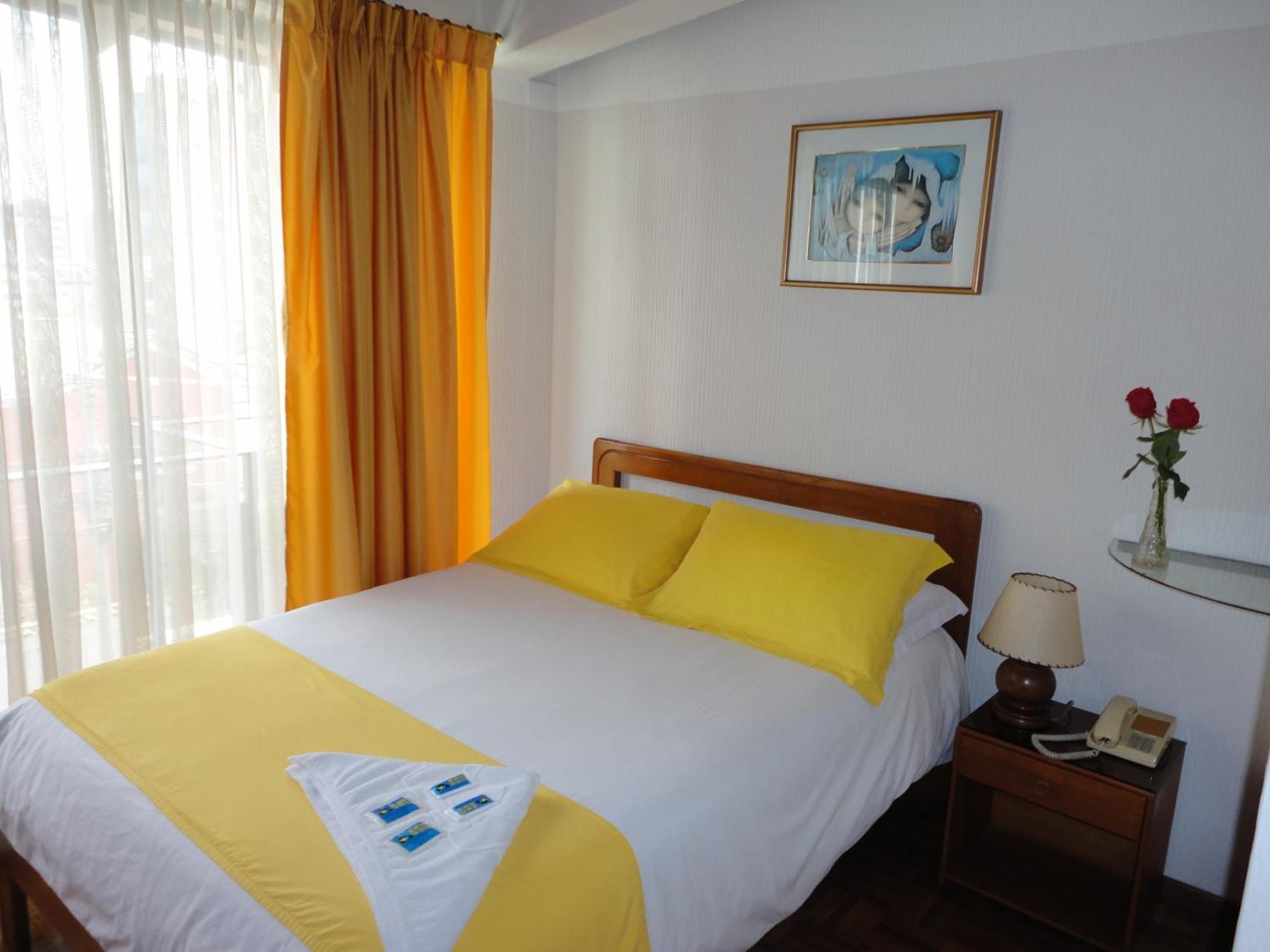 Hotel Rincon Escandinavo キト エクステリア 写真