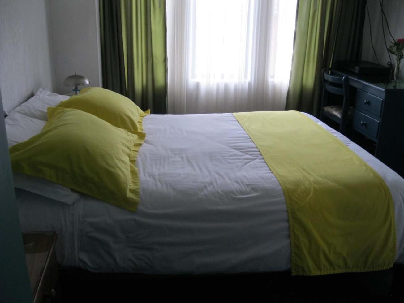 Hotel Rincon Escandinavo キト エクステリア 写真