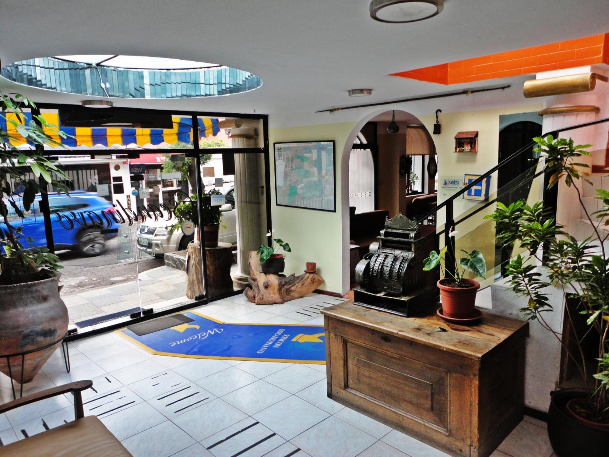 Hotel Rincon Escandinavo キト エクステリア 写真
