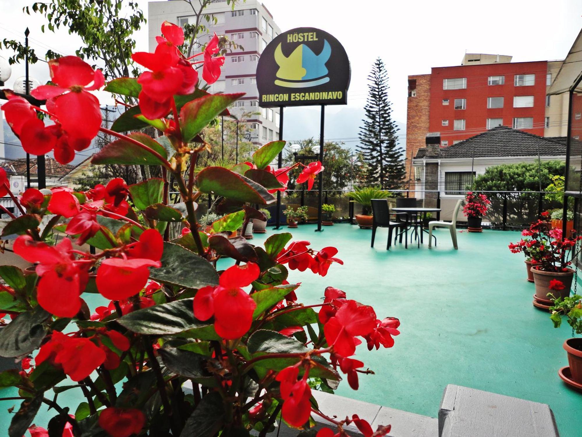Hotel Rincon Escandinavo キト エクステリア 写真